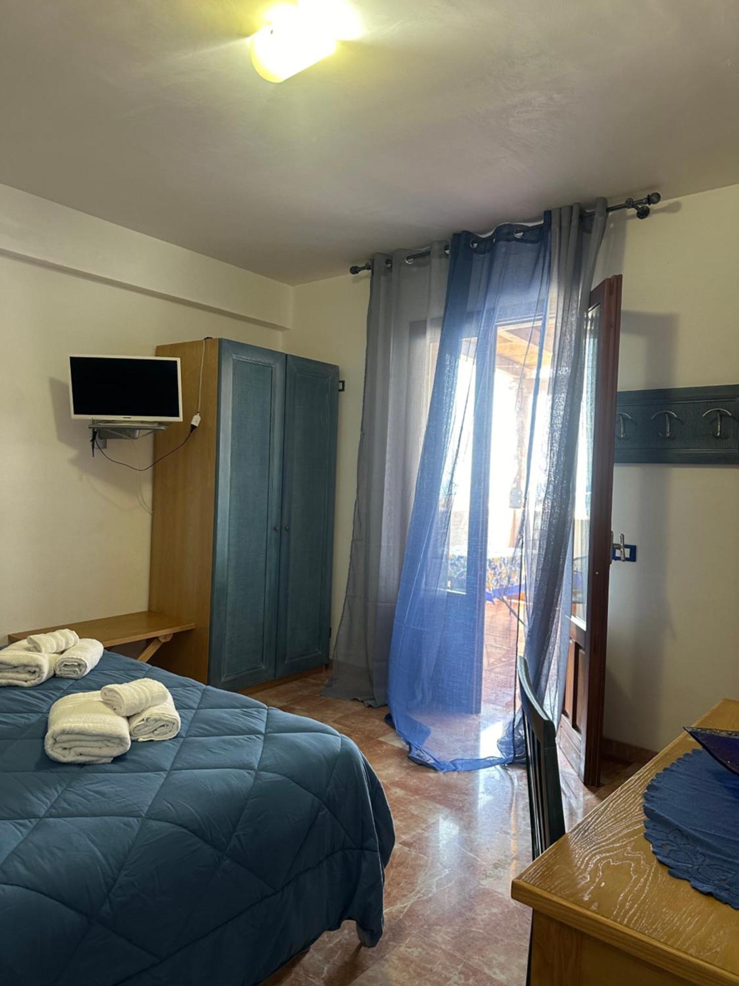 Hotel Isoladelmiele à Marettimo Extérieur photo