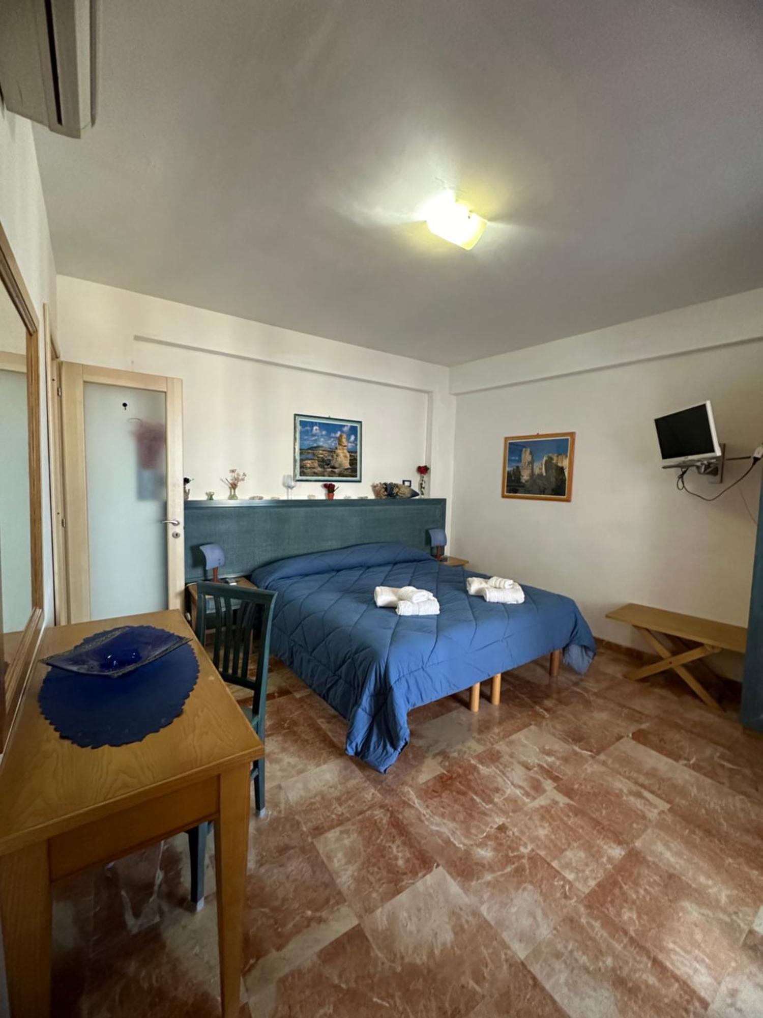 Hotel Isoladelmiele à Marettimo Extérieur photo